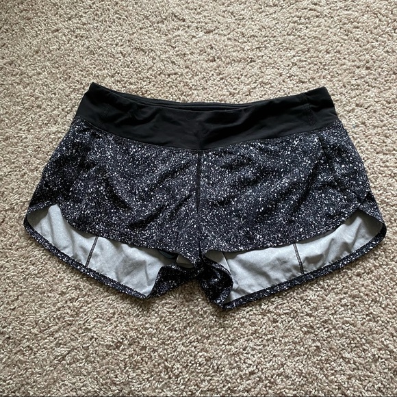 Lululemon Speed Up 2.5” Shorts - Picture 1 of 1